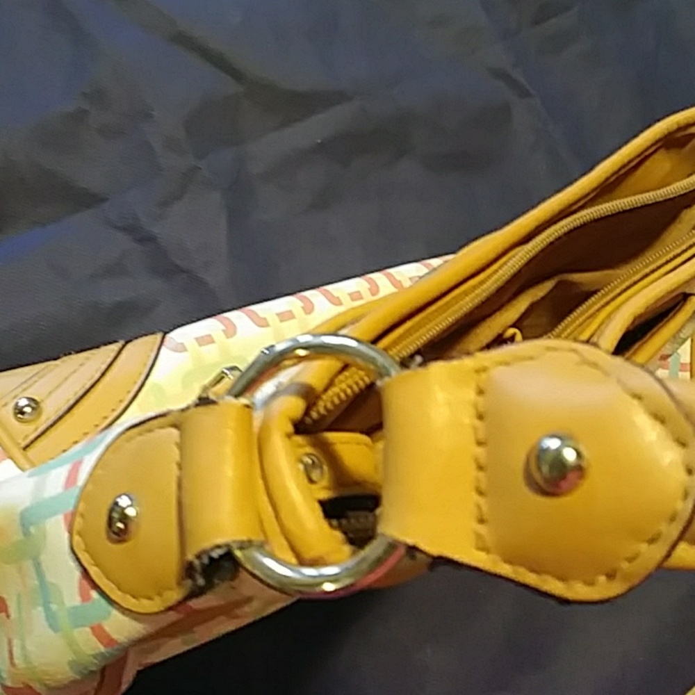 Purse - Picture 8 of 8